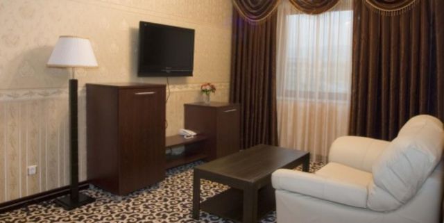 Merian Palace - Appartement ( 3 pax)
