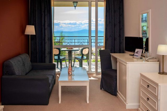 Festa Pomorie resort - double/twin room luxury