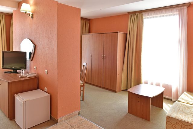 Estreya Palace Hotel - apartment 2ad+2ch