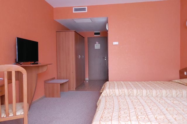 Estreya Palace Hotel - single room