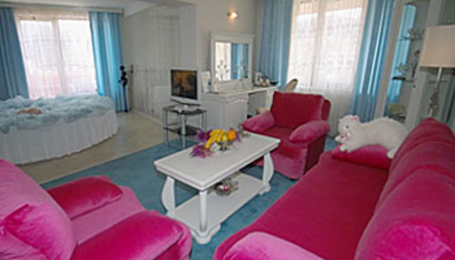 SPA hotel RICH - White luxury apartment