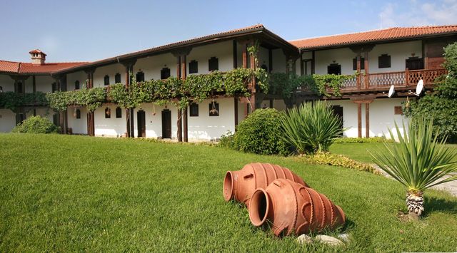 Winery Starosel Thracian residence hotel