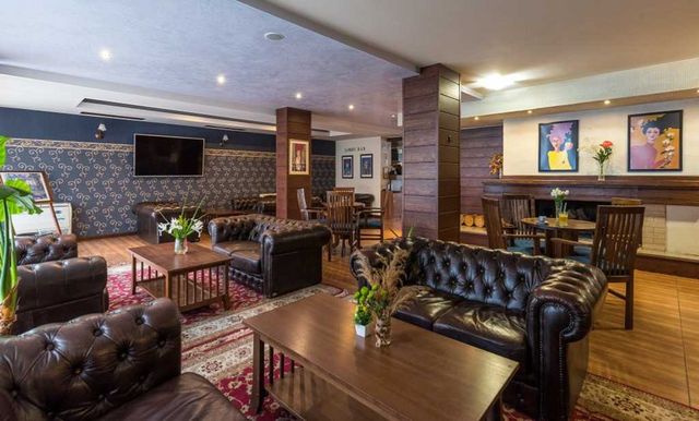 Grand Royale Apartment Complex & Spa