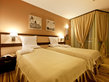 Earth and People hotel - Single room