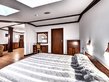    - Double room luxury / Studio Mansard 